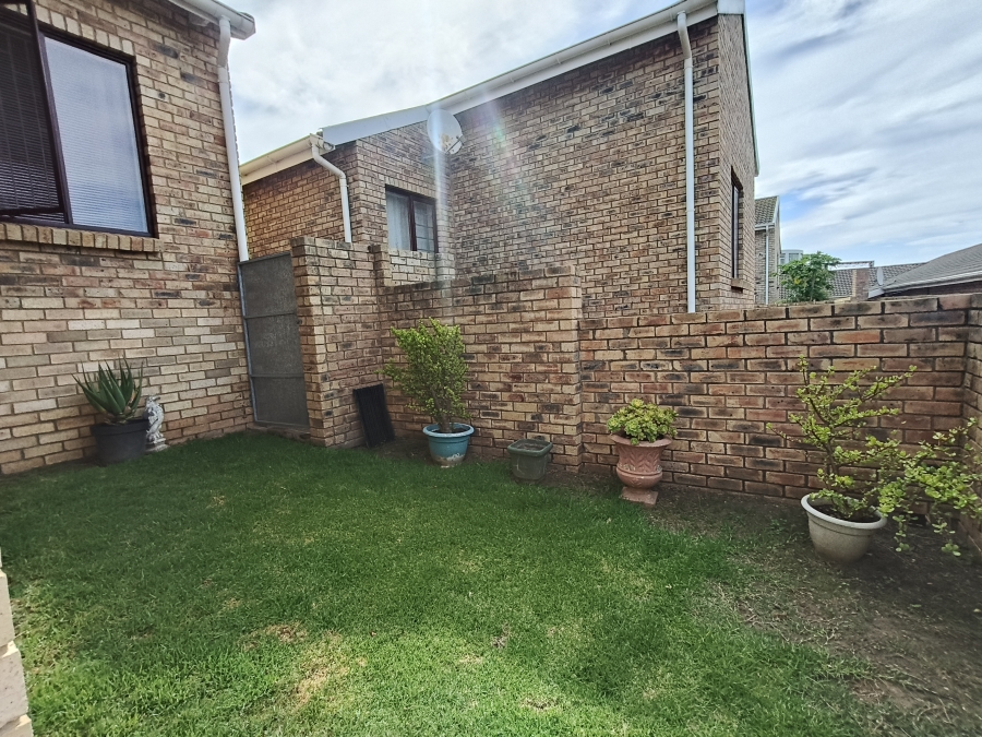 3 Bedroom Property for Sale in Jeffreys Bay Central Eastern Cape